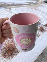 Load image into Gallery viewer, Cafecito y chisme Mug 15oz
