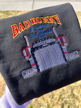 Load image into Gallery viewer, El último Tour del Mundo Bad Bunny Embroidery Hoodie
