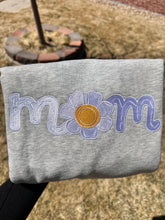 Load image into Gallery viewer, MOM Daisy Embroidered sweatshirts/ First time mom gift/Mom Sweatshirts
