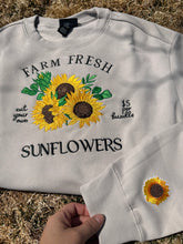 Load image into Gallery viewer, Sunflower sweatshirts🌻
