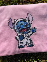 Load image into Gallery viewer, Cute Cow Crew neck T-shirt
