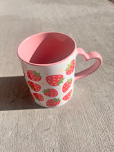 Load image into Gallery viewer, Strawberrys heart mug
